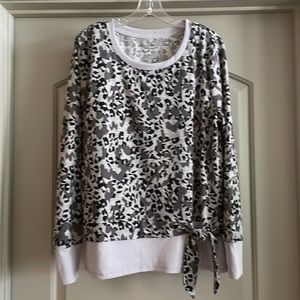 CUDDL DUDS Blouse
